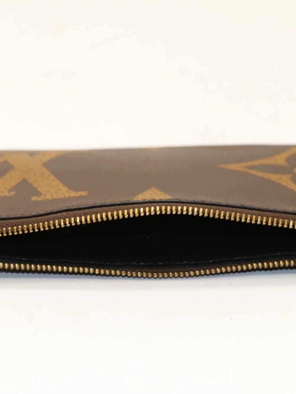 LOUIS VUITTON Trio Monogram Giant Canvas Coin Purse Wallet Key Pouch Brown 1pc